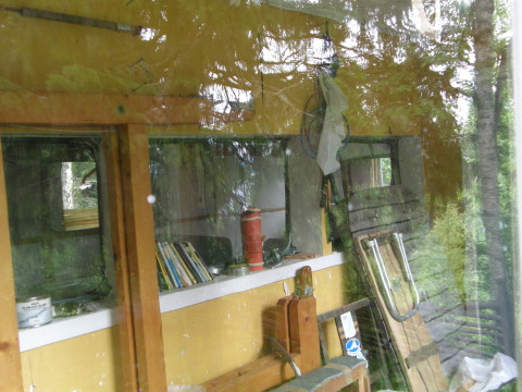 Den inbyggda bussen i Beljom